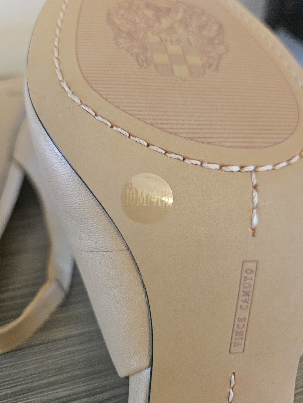 Vince Camuto Hamden Slingback Pumps Size 10 Pointed-toe slip-on block heels NWOT - Picture 3 of 10